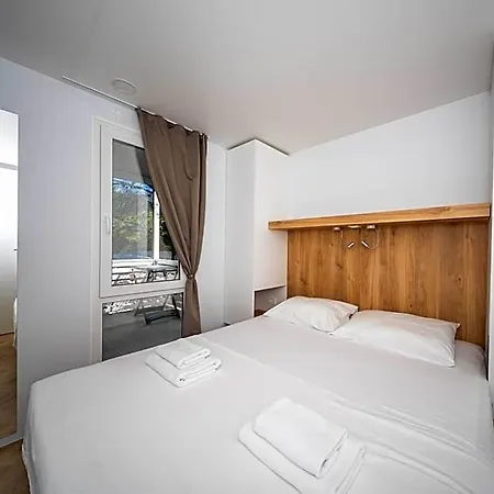 Mobile Homes Jezera Lovisca Premium فندق *