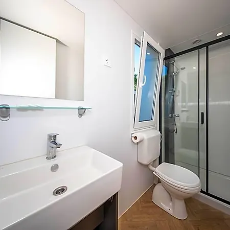 Hotel Mobile Homes Jezera Lovisca Premium Tisno